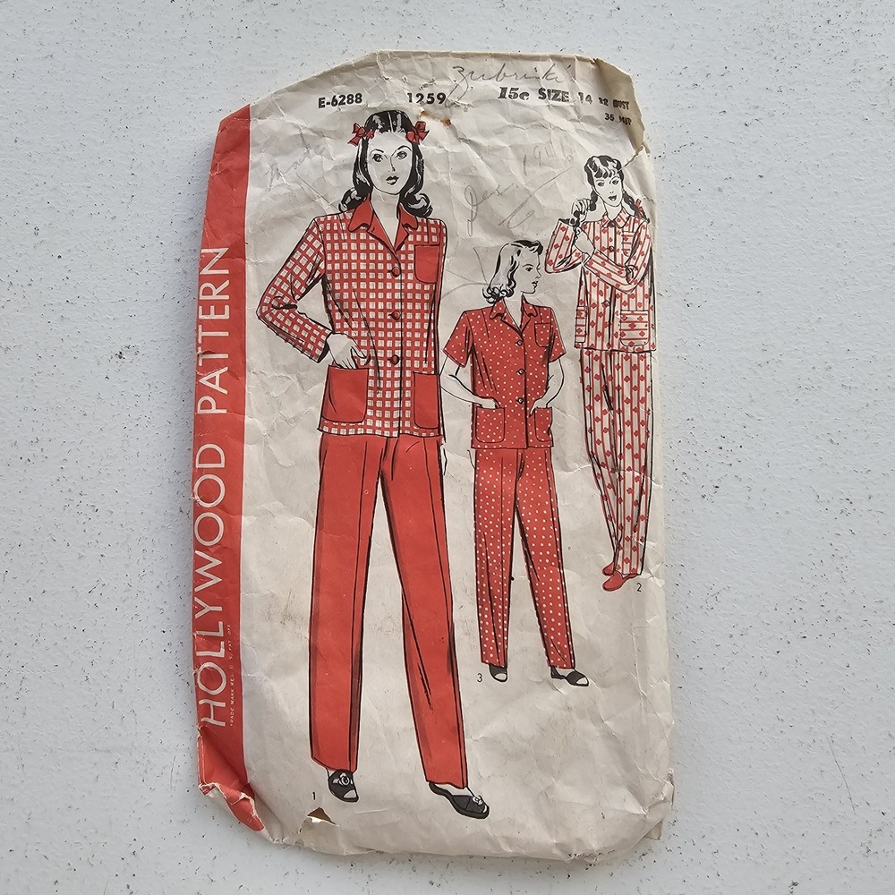 1940s Vintage B32" Hollywood Pattern 1259 Pants Top Pajamas Set Sewing Pattern